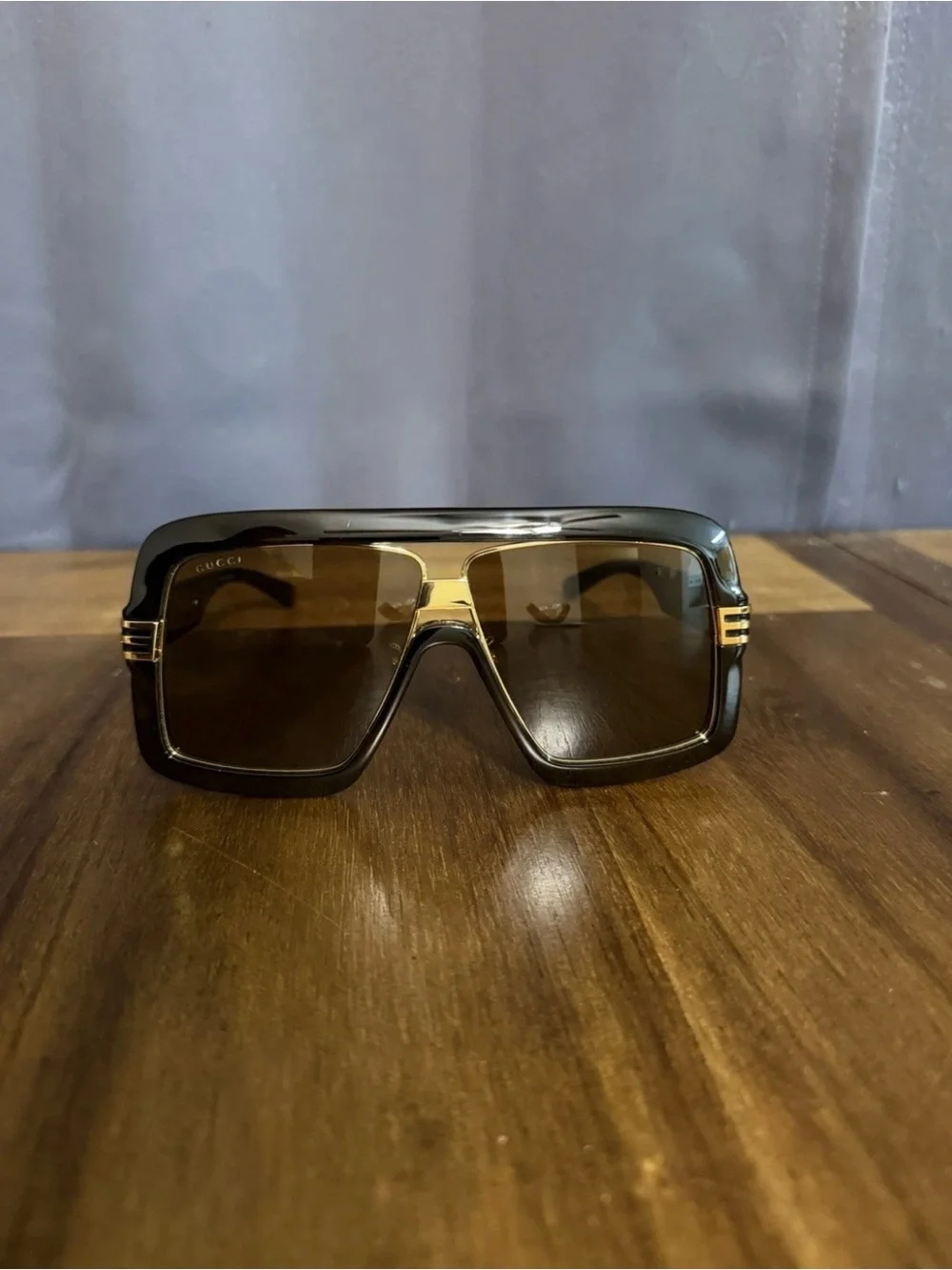 Gucci aviator sunglasses